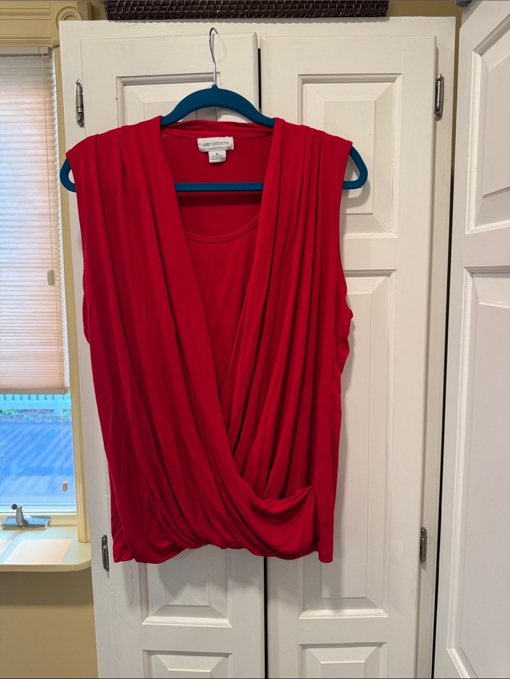 Liz Claiborne Sleeveless Top